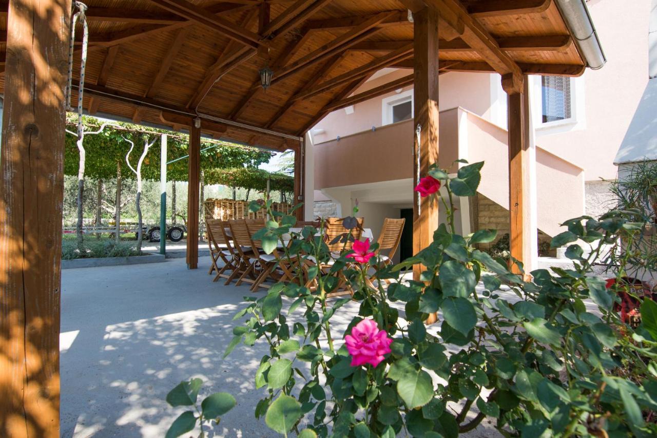Apartment Lucija Biograd Na Moru Exterior photo